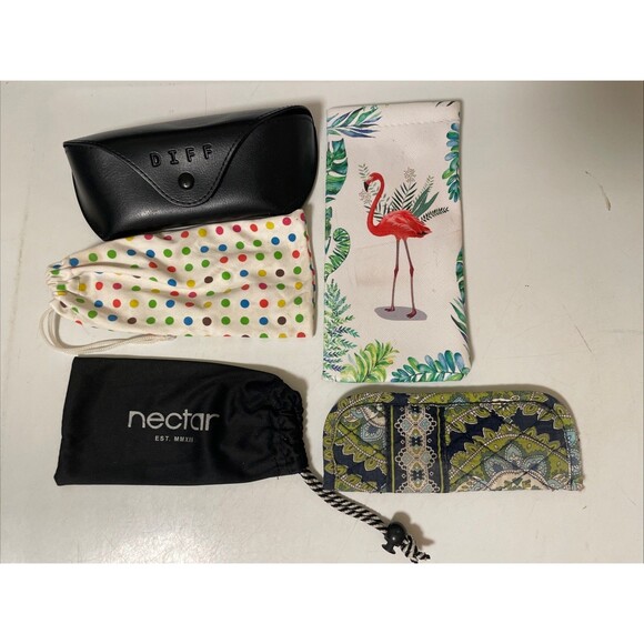 LOT Of 5 EYEGLASS/SUNGLASS CASES  SOFT and HARD Vera Bradley - Picture 1 of 5